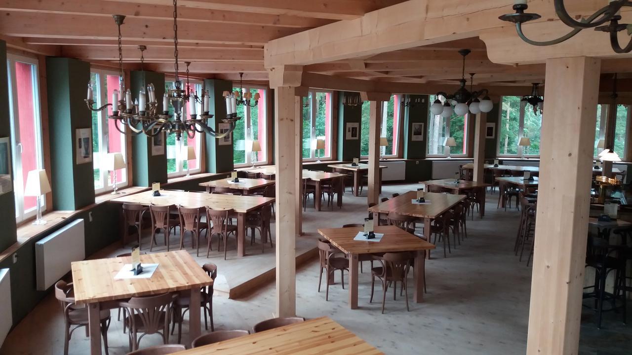 Hotel Bouczech Lipno nad Vltavou Eksteriør bilde