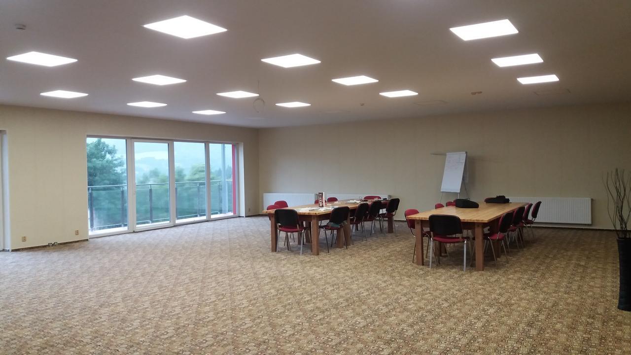 Hotel Bouczech Lipno nad Vltavou Eksteriør bilde