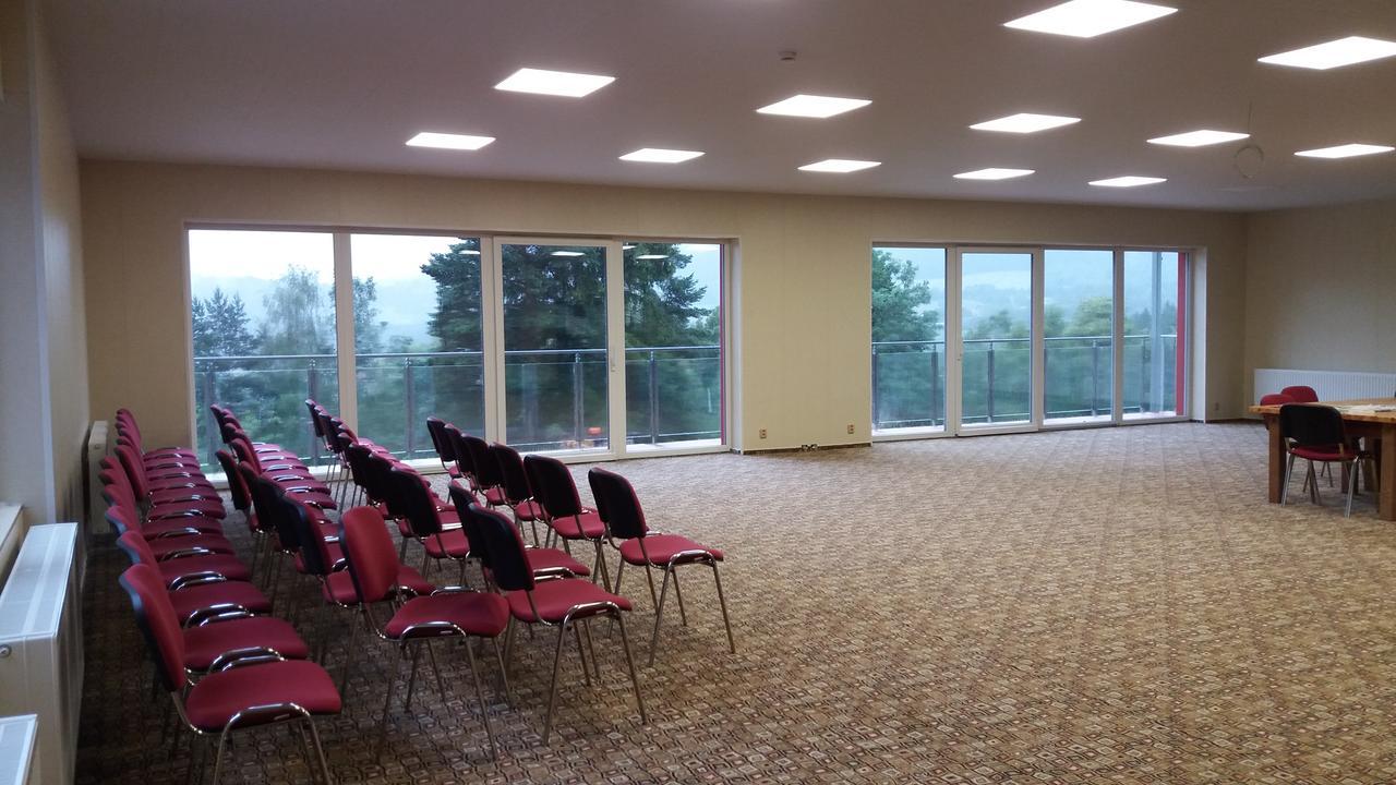Hotel Bouczech Lipno nad Vltavou Eksteriør bilde